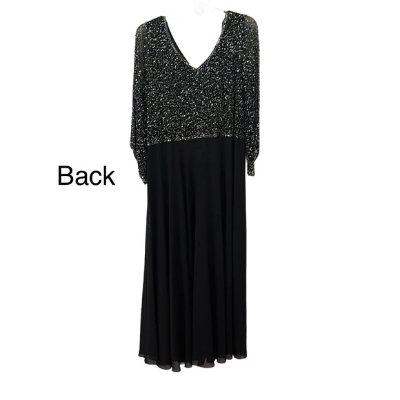 Full length formal dress size 20W - Picture 2 of 3